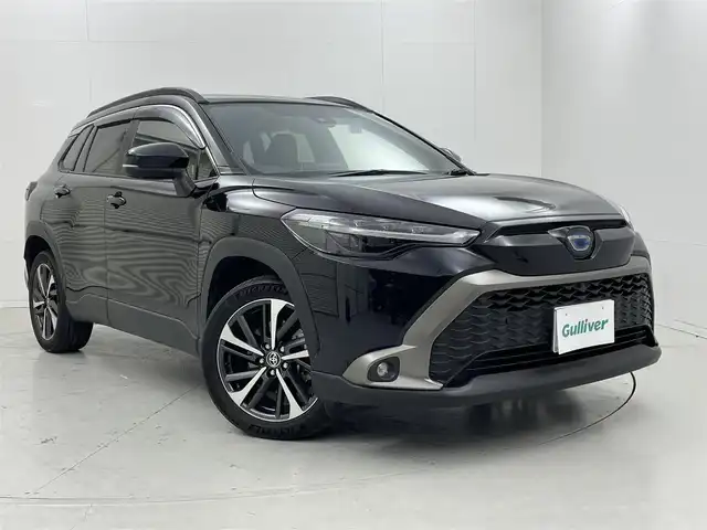 トヨタ カローラ クロス ハイブリッド Z 茨城県 2023(令5)年 3.2万km ホワイトパールクリスタルシャイン 純正ナビ/・Bluetooth接続/・バックカメラ（全方位モニター）/ハーフレザーシート/パワーシート（運転席）/サンルーフ/電動リアゲート/ドライブレコーダー（前後）/コーナーセンサー/ルーフレール/オートマチックハイビーム/レーンアシストキープ/アイドリングストップ/ABS/横滑り防止装置/盗難防止装置/衝突被害軽減システム