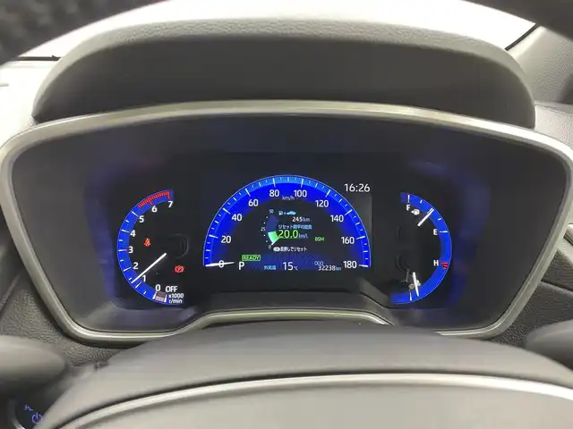 トヨタ カローラ クロス ハイブリッド Z 茨城県 2023(令5)年 3.2万km ホワイトパールクリスタルシャイン 純正ナビ/・Bluetooth接続/・バックカメラ（全方位モニター）/ハーフレザーシート/パワーシート（運転席）/サンルーフ/電動リアゲート/ドライブレコーダー（前後）/コーナーセンサー/ルーフレール/オートマチックハイビーム/レーンアシストキープ/アイドリングストップ/ABS/横滑り防止装置/盗難防止装置/衝突被害軽減システム