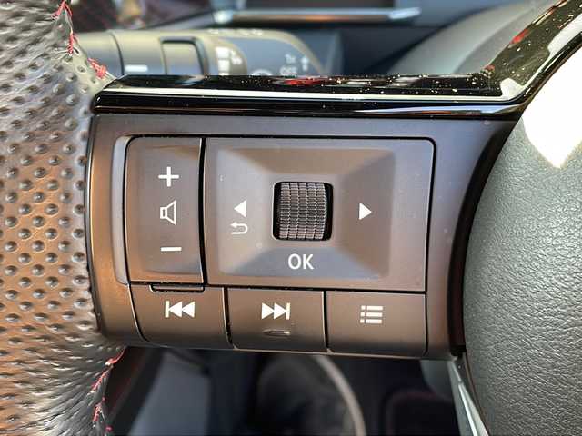 日産 オーラ ニスモ 三重県 2022(令4)年 3.6万km ダークメタルグレー/スーパーブラック2トーン 禁煙/ワンオーナー/純正ナビ/全方位カメラ/アラウンドビュー/前後ドラレコ/デジタルインナーミラー/ETC/プロパイロット/レーダークルーズコントロール/後側方衝突防止支援システム/ステアヒーター/シートヒーター/バゲットシート/ワイヤレス充電器/USB給電/LED三眼ヘッドライト/オートライト/電動格納ウィンカーミラー