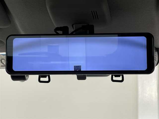 スズキ クロスビー HYBRID MZ 愛知県 2023(令5)年 2.8万km タフカーキパールメタリック/ホワイト2トーン 純正８インチナビ　/（AM/FM/Bluetooth/SD/iPod/フルセグTV/USB/CD・DVD再生)/アラウンドビューモニター　/衝突軽減ブレーキ　/レーダークルーズコントロール　/シートヒーター　/ビルトインＥＴＣ　/デジタルインナーミラー　/前後ドライブレコーダー　/ＬＥＤヘッドライト/LEDフォグランプ　/車線逸脱警報　/誤発進抑制機能/アダプティブハイビームシステム/標識認識機能/アイドリングストップ/パドルシフト/USB接続/ISOFIX/純正フロアマット/純正16インチAW/プッシュスタート/　　-スマートキー