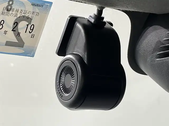 スズキ クロスビー HYBRID MZ 愛知県 2023(令5)年 2.8万km タフカーキパールメタリック/ホワイト2トーン 純正８インチナビ　/（AM/FM/Bluetooth/SD/iPod/フルセグTV/USB/CD・DVD再生)/アラウンドビューモニター　/衝突軽減ブレーキ　/レーダークルーズコントロール　/シートヒーター　/ビルトインＥＴＣ　/デジタルインナーミラー　/前後ドライブレコーダー　/ＬＥＤヘッドライト/LEDフォグランプ　/車線逸脱警報　/誤発進抑制機能/アダプティブハイビームシステム/標識認識機能/アイドリングストップ/パドルシフト/USB接続/ISOFIX/純正フロアマット/純正16インチAW/プッシュスタート/　　-スマートキー