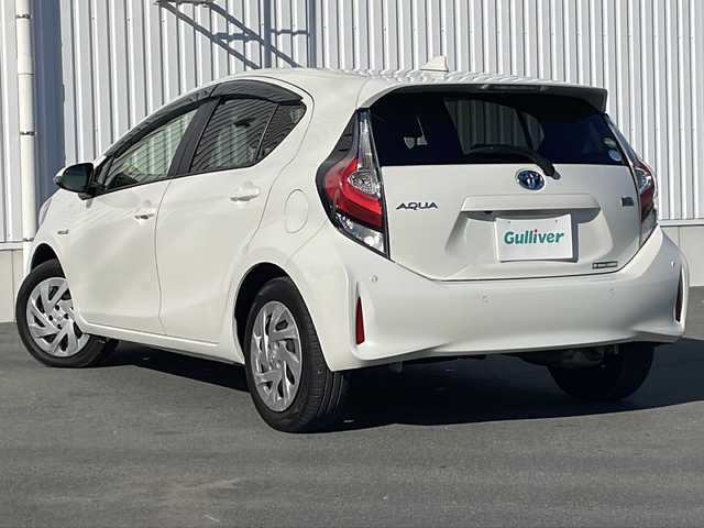 トヨタ アクア G 三重県 2019(令1)年 4.9万km ホワイトパールクリスタルシャイン 禁煙/社外ナビ/バックカメラ/ETC/スペアキー/前後クリアランスソナー/前方ドラレコ/クルーズコントロール/オートライト/オートハイビーム/電動格納ミラー