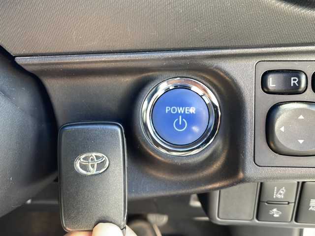 トヨタ アクア G 三重県 2019(令1)年 4.9万km ホワイトパールクリスタルシャイン 禁煙/社外ナビ/バックカメラ/ETC/スペアキー/前後クリアランスソナー/前方ドラレコ/クルーズコントロール/オートライト/オートハイビーム/電動格納ミラー