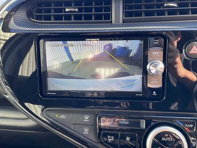 トヨタ アクア G 三重県 2019(令1)年 4.9万km ホワイトパールクリスタルシャイン 禁煙/社外ナビ/バックカメラ/ETC/スペアキー/前後クリアランスソナー/前方ドラレコ/クルーズコントロール/オートライト/オートハイビーム/電動格納ミラー