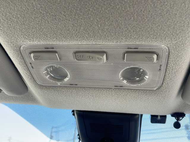 トヨタ アクア G 三重県 2019(令1)年 4.9万km ホワイトパールクリスタルシャイン 禁煙/社外ナビ/バックカメラ/ETC/スペアキー/前後クリアランスソナー/前方ドラレコ/クルーズコントロール/オートライト/オートハイビーム/電動格納ミラー