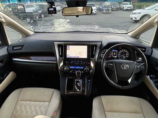 トヨタ アルファード X 愛知県 2021(令3)年 6.2万km ホワイトパールクリスタルシャイン ワンオーナー/メモリナビ/フルセグテレビ/バックカメラ/アイドリングストップ/ウィンカーミラー/クルーズコントロール/ドアバイザー/プッシュスタート/両側パワースライドドア/ビルトインETC