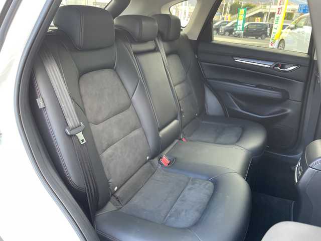 マツダ ＣＸ－５ 25S ブラックトーンED 長野県 2021(令3)年 2.7万km スノーフレイクホワイトパールマイカ 禁煙車/純正ナビ/Bluetooth Audio/フルセグテレビ/全周囲カメラ/バックカメラ/BOSEサウンドシステム/クルーズコントロール(追従機能付き)/衝突被害軽減システム/ＥＴＣ/シートヒーター（Ｄ＋Ｎ席）/ステアリングヒーター/ステアリングスイッチ/革巻きステアリング/フロアマット/プッシュスタート/ＬＥＤヘッドライト/オートライト/オートマチックハイビーム/電動格納ドアミラー/ウィンカーミラー/ドアバイザー/スマートキー/トノカバー/純正アルミホイール/横滑り防止機能/盗難防止機能