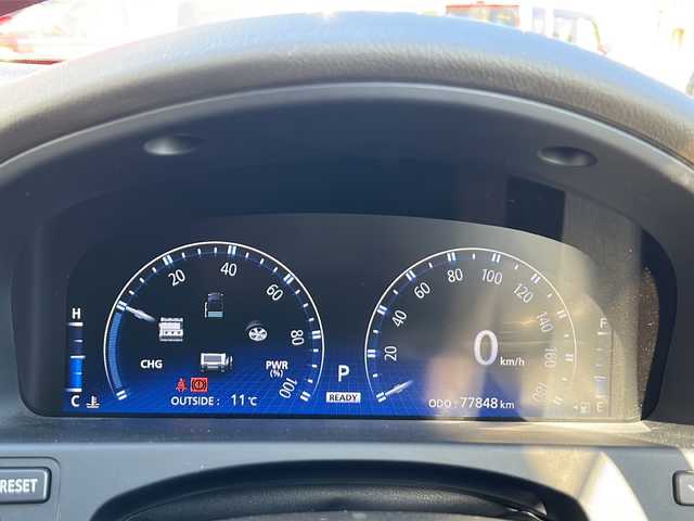 トヨタ クラウン ハイブリッド Gパッケージ 茨城県 2010(平22)年 7.8万km ホワイトパールクリスタルシャイン モデリスタフルエアロ/サンルーフ/純正HDDナビ/【フルセグTV/CD/DVD/HDD/ラジオ】/バック・サイドカメラ/レーダークルーズコントロール/ベージュ革シート/前席パワーシート/前席シートヒーター/エアーシート/運転席パワーシート/社外20インチAW/社外サスペンション/ビルトインETC/オートライト/純正フロアマット/純正ドアバイザー/プッシュスタート/スマートキー