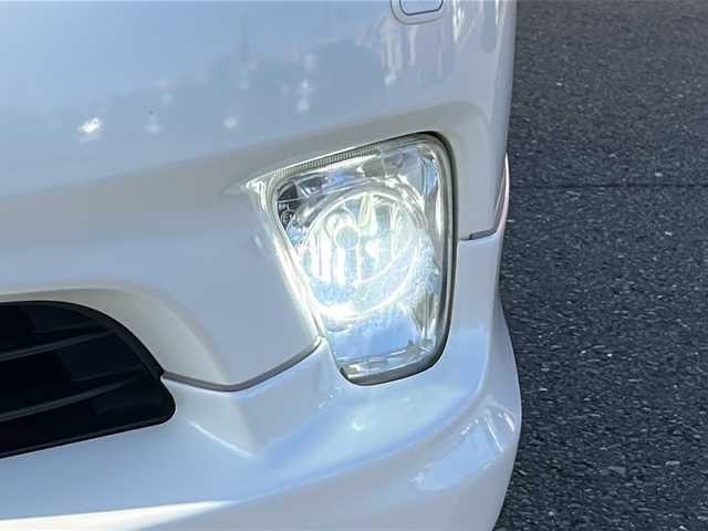 トヨタ クラウン ハイブリッド Gパッケージ 茨城県 2010(平22)年 7.8万km ホワイトパールクリスタルシャイン モデリスタフルエアロ/サンルーフ/純正HDDナビ/【フルセグTV/CD/DVD/HDD/ラジオ】/バック・サイドカメラ/レーダークルーズコントロール/ベージュ革シート/前席パワーシート/前席シートヒーター/エアーシート/運転席パワーシート/社外20インチAW/社外サスペンション/ビルトインETC/オートライト/純正フロアマット/純正ドアバイザー/プッシュスタート/スマートキー