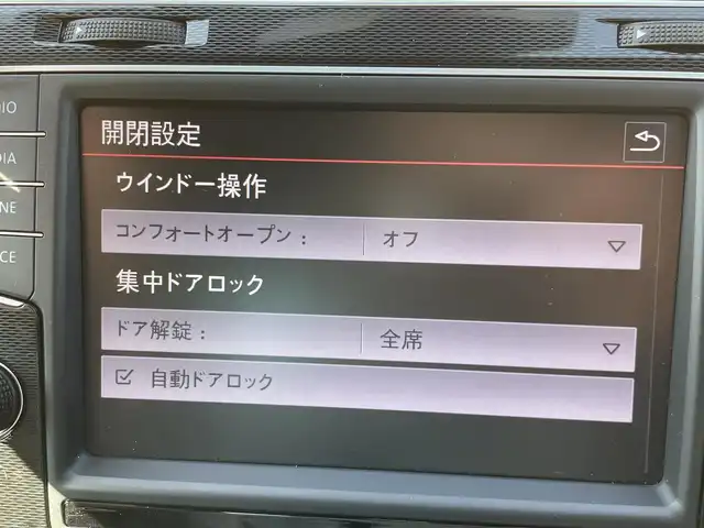 フォルクスワーゲン ゴルフ ＧＴＩ 東京都 2017(平29)年 3万km ピュアホワイト 純正ナビ/フルセグTV/360°カメラ/GTiパフォーマンス19AW/DCCパッケージ/DiscoverProパッケージ/ACC/BSM/レーンキープ