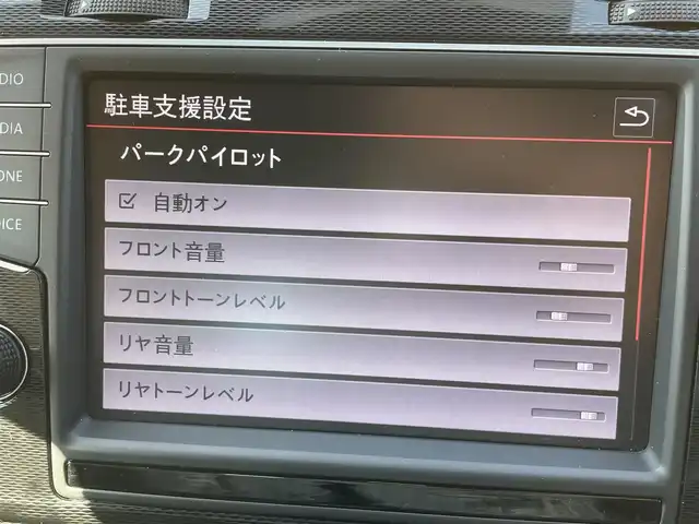 フォルクスワーゲン ゴルフ ＧＴＩ 東京都 2017(平29)年 3万km ピュアホワイト 純正ナビ/フルセグTV/360°カメラ/GTiパフォーマンス19AW/DCCパッケージ/DiscoverProパッケージ/ACC/BSM/レーンキープ