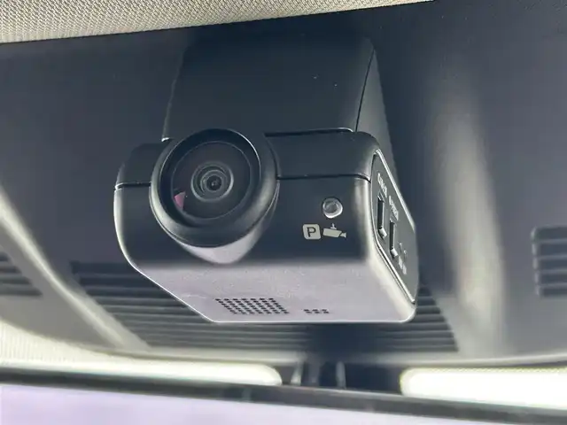 日産 エクストレイル X e－4ORCE エクストリーマーX 岡山県 2024(令6)年 0.5万km ステルスグレー/スーパーブラック 純正１２．３インチナビ　/プロパイロット　/全方位カメラ　/レーダークルーズコントロール　/１００Ｖ電源　/ＥＴＣ２．０　/シートヒーター　全席/ＬＥＤヘッドライト　/純正ドライブレコーダー　全方位/デジタルインナーミラー　/フォグライト/ステアリングヒーター/ブラインドスポットモニター/禁煙車/コーナーセンサー　前後/オートブレーキホールド/パワーシート　前席/シートメモリー/アダプティブヘッドライト