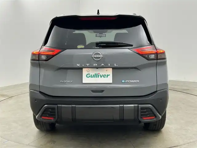 日産 エクストレイル X e－4ORCE エクストリーマーX 岡山県 2024(令6)年 0.5万km ステルスグレー/スーパーブラック 純正１２．３インチナビ　/プロパイロット　/全方位カメラ　/レーダークルーズコントロール　/１００Ｖ電源　/ＥＴＣ２．０　/シートヒーター　全席/ＬＥＤヘッドライト　/純正ドライブレコーダー　全方位/デジタルインナーミラー　/フォグライト/ステアリングヒーター/ブラインドスポットモニター/禁煙車/コーナーセンサー　前後/オートブレーキホールド/パワーシート　前席/シートメモリー/アダプティブヘッドライト