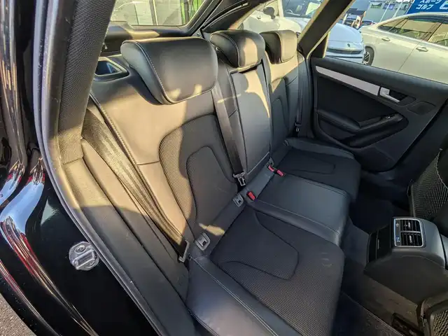 アウディ Ａ４ アバント 2．0 TFSI 福井県 2014(平26)年 4.6万km 黒 純正メーカーオプションナビ/・（フルセグTV/CD/DVD/Bluetooth/HDD）/バックカメラ/衝突被害軽減システム/横滑り防止装置/レーンキープアシスト/電動パーキング/前席シートヒーター/前席パワーシート/ハーフレザーシート/ETC/ドライブレコーダー/オートLEDライト/純正18インチAW/スマートキー