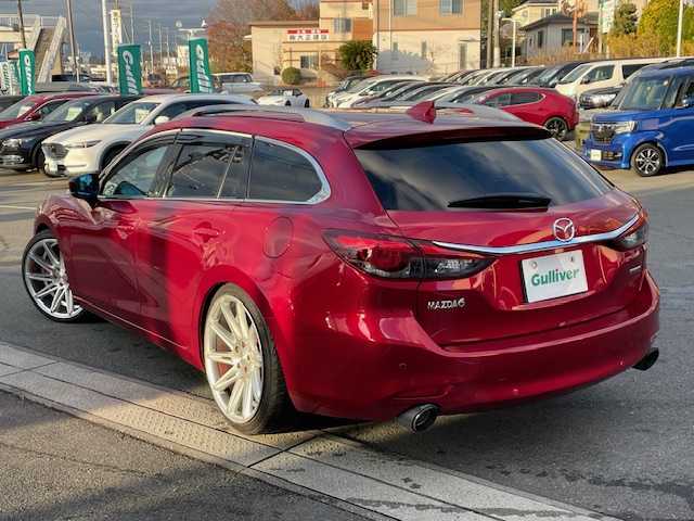 マツダ マツダ６ワゴン XD Lパッケージ 静岡県 2019(令1)年 4.5万km ソウルレッドクリスタルM ●純正ナビ/(フルセグ/CD/DVD/BT/AUX)/●レザーシート/●前席パワーシート/(運転席シートメモリ付き)/●前席シートヒーター＆エアシート/●全方位カメラ/●マツダライダークルーズコントロール/●スマートブレーキサポート/●レーンキープアシスト/●前後パーキングセンサー/●電動パーキングブレーキ/●オートブレーキホールド/●LEDヘッドライト/●オートライト/●革巻きステアリング/●ステアリングスイッチ/●ステアリングヒーター/●ETC/●前後ドライブレコーダー/●ヘッドアップディスプレイ/●パドルシフト/●BOSEサウンドシステム/●電動格納ウィンカーミラー/●車高調(TEIN)/●電子減衰調整コントローラー(TEIN)/●ドアバイザー/●スマートキー/●プッシュスタート/●社外フロアマット/●社外20インチアルミホイール/(MLJ hyperion)/●ダブル＋サイドSRS＋ABS