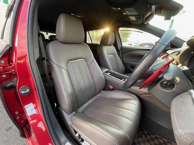 マツダ マツダ６ワゴン XD Lパッケージ 静岡県 2019(令1)年 4.5万km ソウルレッドクリスタルM ●純正ナビ/(フルセグ/CD/DVD/BT/AUX)/●レザーシート/●前席パワーシート/(運転席シートメモリ付き)/●前席シートヒーター＆エアシート/●全方位カメラ/●マツダライダークルーズコントロール/●スマートブレーキサポート/●レーンキープアシスト/●前後パーキングセンサー/●電動パーキングブレーキ/●オートブレーキホールド/●LEDヘッドライト/●オートライト/●革巻きステアリング/●ステアリングスイッチ/●ステアリングヒーター/●ETC/●前後ドライブレコーダー/●ヘッドアップディスプレイ/●パドルシフト/●BOSEサウンドシステム/●電動格納ウィンカーミラー/●車高調(TEIN)/●電子減衰調整コントローラー(TEIN)/●ドアバイザー/●スマートキー/●プッシュスタート/●社外フロアマット/●社外20インチアルミホイール/(MLJ hyperion)/●ダブル＋サイドSRS＋ABS