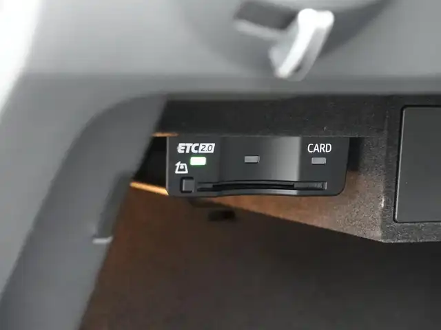 アウディ ＴＴクーペ 40TFSI 静岡県 2022(令4)年 0.3万km デイトナグレーパールエフェクト ワンオーナー/Slineパッケージ/コンフォートパッケージ/バーチャルコクピット/マトリクスLEDヘッドライト/ハーフレザーシートシートヒーター/前席パワーシート/Ｄｒｉｖｅセレクト/電動リヤスポイラー/DSRCETC