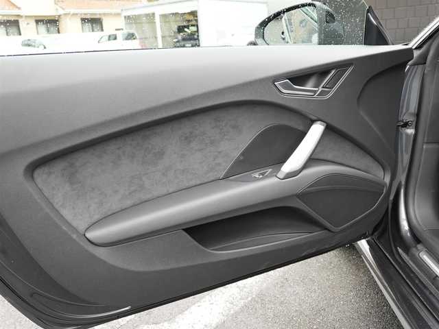 アウディ ＴＴクーペ 40TFSI 静岡県 2022(令4)年 0.3万km デイトナグレーパールエフェクト ワンオーナー/Slineパッケージ/コンフォートパッケージ/バーチャルコクピット/マトリクスLEDヘッドライト/ハーフレザーシートシートヒーター/前席パワーシート/Ｄｒｉｖｅセレクト/電動リヤスポイラー/DSRCETC