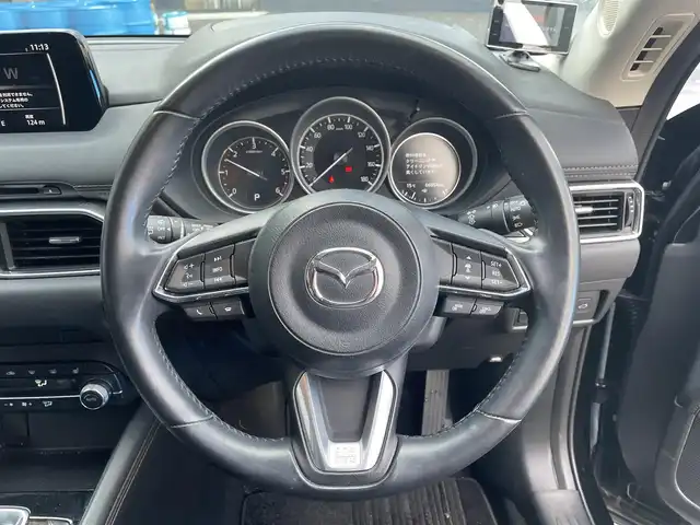 マツダ ＣＸ－５ XD Lパッケージ 滋賀県 2019(令1)年 6.7万km ジェットブラックマイカ 純正7インチナビ/【Bluetooth/CD/DVD/フルセグTV】/レザーシート/全方位カメラ/追従クルーズコントロール/ブラインドスポットモニタリング/クリアランスソナー/レーンキープアシスト/前後ドライブレコーダー/LEDヘッドライト/オートマチックハイビーム/D/Nパワーシート/D/Nシートヒーター/ステアリングヒーター/ETC/ヘッドアップディスプレイ/電動パーキングブレーキ/オートブレーキホールド/パワーバックドア/純正フロアマット/プッシュスタート/スマートキー/ステアリングリモコン