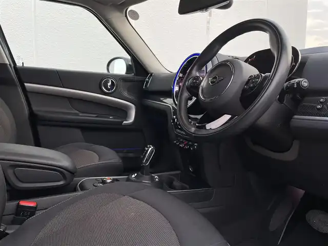 ＭＩＮＩ ＢＭＷ ミニ クロスオーバー クーパー D 東京都 2021(令3)年 4.7万km MINI Yoursエニグマティックブラック ワンオーナー/クラシックトリム/ドライビングパッケージ/デジタルパッケージ＋/インテリジェントS/コンフォートA/ACC/LKA/ペッパーパッケージ/HUD/純正ナビ/Bカメラ/パワーバックドア