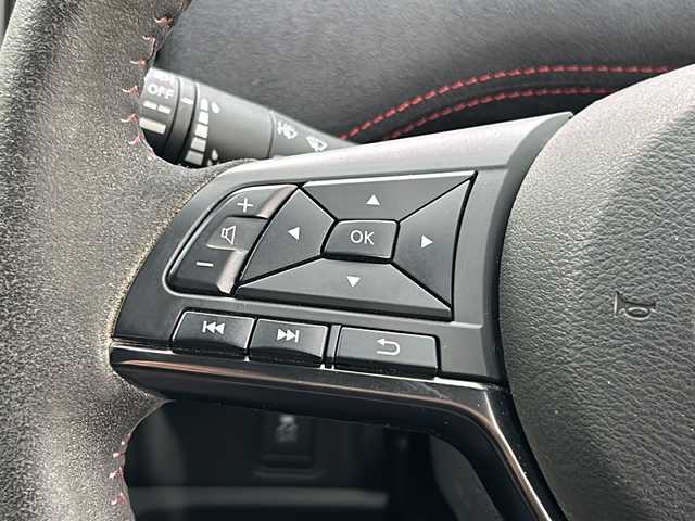 日産 セレナ ニスモ 福島県 2017(平29)年 4万km ブリリアントホワイトパール ニスモ専用フルエアロ　プロパイロット　純正９型ナビ　全周囲Ｃ　ハンズフリー両側パワスラ　ＥＴＣ　オートパーキングアシスト　リアヒーターダクト　全席ＵＳＢポート　デジタルミラー　ニスモ専用１７インチＡＷ