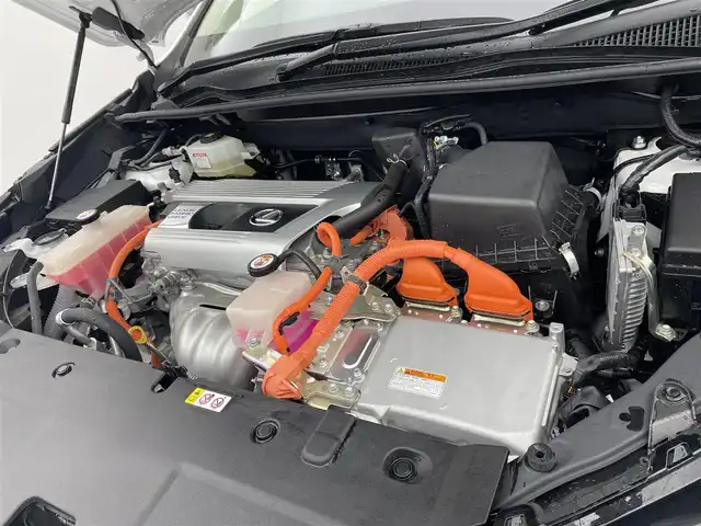 レクサス ＮＸ 300h ブラックシークエンス 宮城県 2019(平31)年 1.6万km ソニッククォーツ メーカーナビ　/三眼フルＬＥＤヘッドランプ　/シーケンシャルターンランプ　/バック／サイドモニター　/プリクラッシュセーフティ　/レーンディパーチャーアラート　/オートハイビーム　/パワーバックドア　/運転席/助手席パワーシート/L texシート/クリアランスソナー /フルセグTV/Bluetoothオーディオ/純正18インチAW/禁煙