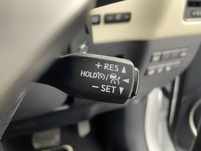 レクサス ＮＸ 300h ブラックシークエンス 宮城県 2019(平31)年 1.6万km ソニッククォーツ メーカーナビ　/三眼フルＬＥＤヘッドランプ　/シーケンシャルターンランプ　/バック／サイドモニター　/プリクラッシュセーフティ　/レーンディパーチャーアラート　/オートハイビーム　/パワーバックドア　/運転席/助手席パワーシート/L texシート/クリアランスソナー /フルセグTV/Bluetoothオーディオ/純正18インチAW/禁煙
