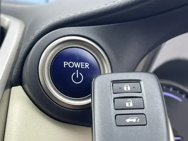 レクサス ＮＸ 300h ブラックシークエンス 宮城県 2019(平31)年 1.6万km ソニッククォーツ メーカーナビ　/三眼フルＬＥＤヘッドランプ　/シーケンシャルターンランプ　/バック／サイドモニター　/プリクラッシュセーフティ　/レーンディパーチャーアラート　/オートハイビーム　/パワーバックドア　/運転席/助手席パワーシート/L texシート/クリアランスソナー /フルセグTV/Bluetoothオーディオ/純正18インチAW/禁煙