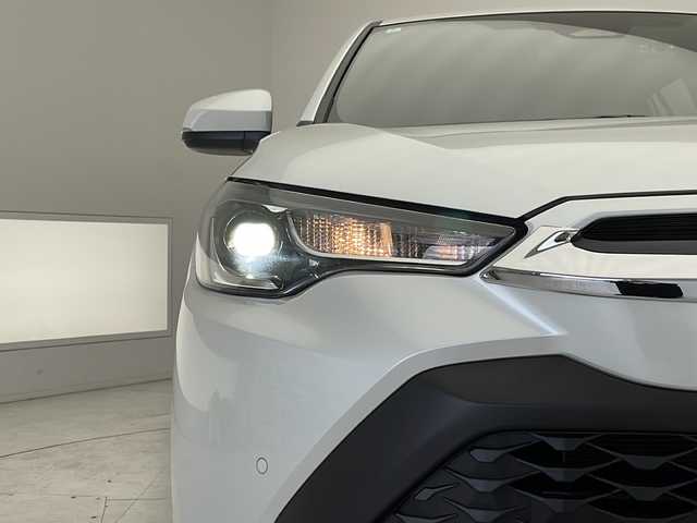 トヨタ カローラ クロス G 愛知県 2024(令6)年 1.4万km プラチナホワイトパールマイカ 衝突軽減システム/モデリスタエアロ/純正ディズプレイオーディオ　ナビなし/レーダークルーズコントロール/フルセグ/Bluetooth/バックカメラ/コーナーセンサー/ETC2.0/LEDヘッドライト/レーンキープアシスト/オートマチックハイビーム/ドライブレコーダー/ステアリングスイッチ/スマートキー/プッシュスタート