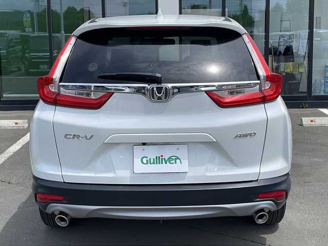 ホンダ ＣＲ－Ｖ EX 道東・釧路十勝 2022(令4)年 0.8万km プラチナホワイトパール ・４WD/・純正SDメモリナビ/（ＳＤ・ＣＤ・ＤＶＤ・フルセグ・ＡＭ・ＦＭ・ＢＴ）/・バックカメラ/・レーダークルーズコントロール/・純正エンジンスターター/・ホンダセンシング/・ステアリングヒーター/・革巻きステアリング/・パドルシフト/・横滑り防止装置/・レーンキープアシスト/・運転席パワーシート/・メモリーシート/・前席シートヒーター/・ヒーテッドドアミラー/・電動格納ミラー/・ドアバイザー/・純正フロアマット/・スマートキー/・プッシュスタート/・ブラインドスポットモニター/・社外アルミホイール付冬タイヤ積込