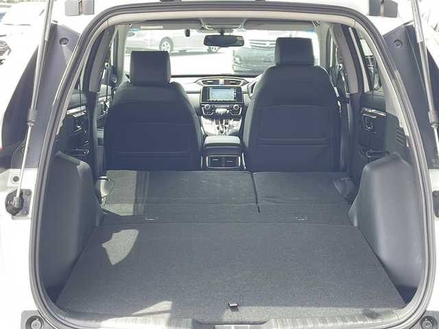ホンダ ＣＲ－Ｖ EX 道東・釧路十勝 2022(令4)年 0.8万km プラチナホワイトパール ・４WD/・純正SDメモリナビ/（ＳＤ・ＣＤ・ＤＶＤ・フルセグ・ＡＭ・ＦＭ・ＢＴ）/・バックカメラ/・レーダークルーズコントロール/・純正エンジンスターター/・ホンダセンシング/・ステアリングヒーター/・革巻きステアリング/・パドルシフト/・横滑り防止装置/・レーンキープアシスト/・運転席パワーシート/・メモリーシート/・前席シートヒーター/・ヒーテッドドアミラー/・電動格納ミラー/・ドアバイザー/・純正フロアマット/・スマートキー/・プッシュスタート/・ブラインドスポットモニター/・社外アルミホイール付冬タイヤ積込