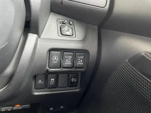 日産 デイズ ルークス X Vセレクション 埼玉県 2018(平30)年 2.5万km スパークリングレッドM /ワンオーナー//純正メモリナビ//フルセグTV//全方位モニター//CD&Bluetooth//両側パワースライドドア//ETC//スマートキー×2//衝突軽減ブレーキ//W.サイドエアバッグ//ABS//横滑り防止装置//ドライブレコーダー//アイドリングSTOP//プライバシーガラス//ドアバイザー//純正14インチAW//新車時保証書//取扱説明書//ナビ取説