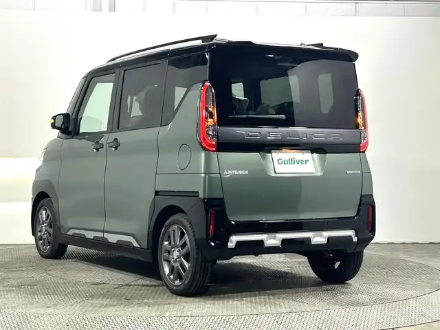 三菱 デリカミニ T プレミアム 大阪府 2025(令7)年 0.1千km Ｄグリーン 未使用車　ディスプレイオーディオ　全方位カメラ　ハーフレザー　ターボ　ダウンヒルアシスト　ルーフレール　シートヒーター　ハンドルヒーター　レーダークルコン　衝突軽減　レーンアシスト　スマートキー