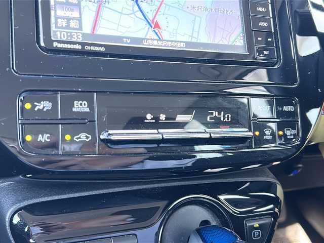 トヨタ プリウス SセーフティプラスⅡ 山形県 2020(令2)年 9.4万km アティチュードブラックマイカ 禁煙車/後期/社外ナビ/（AM/FM/フルセグ/BT）/全方位カメラ/バックカメラ/ステアリングスイッチ/レーンキープアシスト/クルコン追従有/純正ドライブレコーダー/ビルトインETC/オートマチックハイビーム/オートLEDヘッドライト/コーナーセンサー/SOSコール/ワイパーデアイザー/電動格納ミラー/ドアバイザー/盗難防止装置/スマートキー×２/プッシュスタート