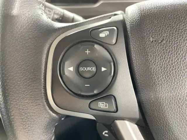 ホンダ フリード ハイブリット EX 福岡県 2018(平30)年 6.8万km プレミアムクリスタルレッドM 純正ナビ9型/（CD/DVD/AM/FM/Ipad）/フルセグ/バックカメラ/ビルトインETC/ホンダセンシング/D/Nシートヒーター/ハーフレザーシート/クルーズコントロール/コーナーセンサー/両側パワースライド/純正AW15インチ/純正フロアマット/スマートキー/プッシュスタート