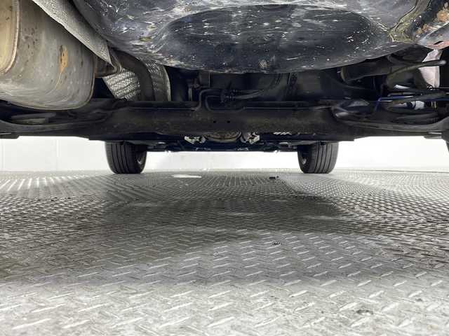 日産 ジューク 15RX パーソナライズパック 沖縄県 2013(平25)年 12.7万km パッションレッド 禁煙車　/社外ナビ　/フルセグ　/ＥＴＣ　/アイドリングストップ　/バックカメラ　/スマートキー　/プッシュスタート　/ドアバイザー　/横滑り防止