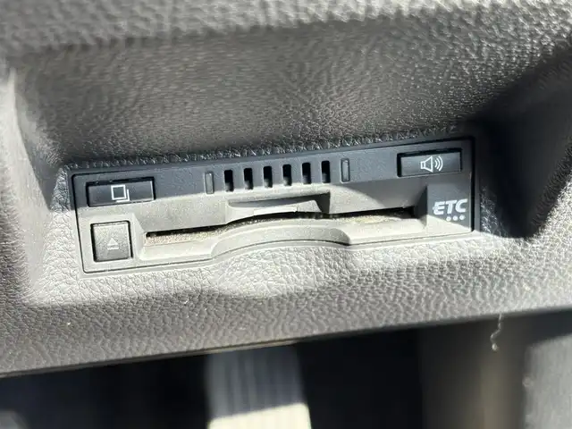 トヨタ ヤリスクロス ハイブリッド Z 大分県 2020(令2)年 6.4万km ホワイトパールクリスタルシャイン ・ナビ(BT/USB/Miracast)/・モデリスタエアロ/・パノラマビュー/・フルセグテレビ/・テレビキャンセラー/・プリクラッシュセーフティ/・レーンキープアシスト/・ブラインドスポットモニター/・レーダークルーズコントロール/・オートハイビーム/・ETC/・ドライブレコーダー/・オートホールド/・スマートキー/・プッシュスタートボタン/・純正アルミホイール