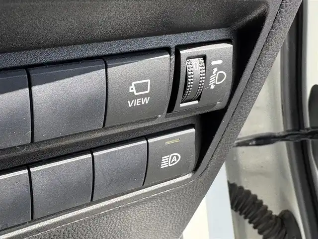 トヨタ ヤリスクロス ハイブリッド Z 大分県 2020(令2)年 6.4万km ホワイトパールクリスタルシャイン ・ナビ(BT/USB/Miracast)/・モデリスタエアロ/・パノラマビュー/・フルセグテレビ/・テレビキャンセラー/・プリクラッシュセーフティ/・レーンキープアシスト/・ブラインドスポットモニター/・レーダークルーズコントロール/・オートハイビーム/・ETC/・ドライブレコーダー/・オートホールド/・スマートキー/・プッシュスタートボタン/・純正アルミホイール