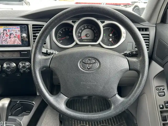 トヨタ ハイラックス サーフ SSR－X LTD 宮城県 2009(平21)年 16.2万km ブラック 純正ＨＤＤナビ（ワンセグＴＶ、ラジオ、ＢＴ、ＤＶＤ）//サンルーフ//ホワイトレターインセプションＡ/Ｔ//レアマイスターAW//純正フロアマット//ルーフレール//社外シートカバー//社外エンジンスターター//スペアタイヤ//ETC//１００V電源//バックカメラ//オートライト//センターデフロック//リモコンキー