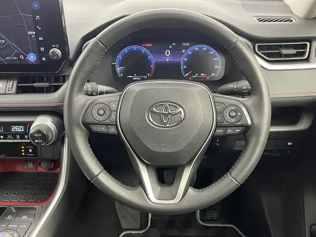 トヨタ ＲＡＶ４ アドベンチャー オフロードPKGⅡ 埼玉県 2022(令4)年 3万km スーパーホワイトⅡ 純正１０．５インチディスプレイオーディオ　バックカメラ　ＢＳＭ　ビルトインＥＴＣ２．０　前後ドライブレコーダー　レーダークルーズコントロール　メモリシート　デジタルインナーミラー　オートハイビーム