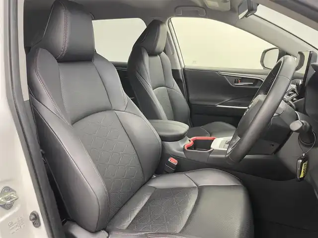 トヨタ ＲＡＶ４ アドベンチャー オフロードPKGⅡ 埼玉県 2022(令4)年 3万km スーパーホワイトⅡ 純正１０．５インチディスプレイオーディオ　バックカメラ　ＢＳＭ　ビルトインＥＴＣ２．０　前後ドライブレコーダー　レーダークルーズコントロール　メモリシート　デジタルインナーミラー　オートハイビーム