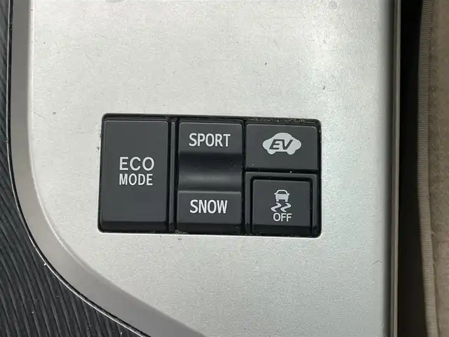 トヨタ クラウン ハイブリッド Lパッケージ 宮城県 2010(平22)年 12.7万km ホワイトパールクリスタルシャイン 純正メモリーナビ/（ＡＭ／ＦＭ／ＣＤ／ＤＶＤ）　/フルセグテレビ　/クルーズコントロール　/横滑り防止装置　/前席パワーシート　/スマートキー　/プッシュスタート　/ＥＴＣ