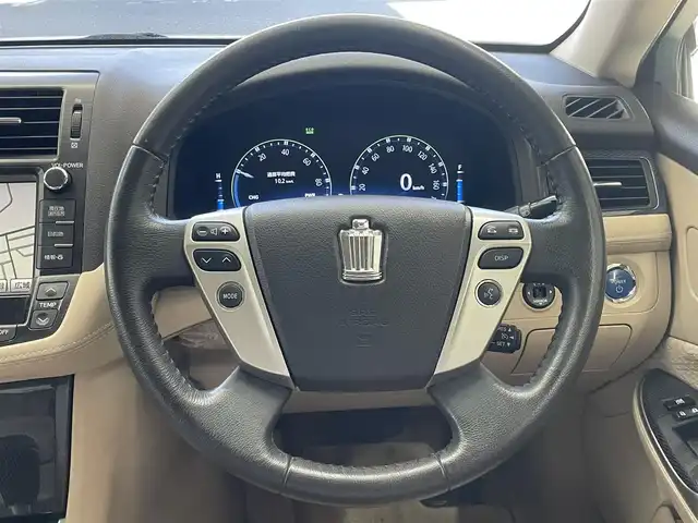 トヨタ クラウン ハイブリッド Lパッケージ 宮城県 2010(平22)年 12.7万km ホワイトパールクリスタルシャイン 純正メモリーナビ/（ＡＭ／ＦＭ／ＣＤ／ＤＶＤ）　/フルセグテレビ　/クルーズコントロール　/横滑り防止装置　/前席パワーシート　/スマートキー　/プッシュスタート　/ＥＴＣ