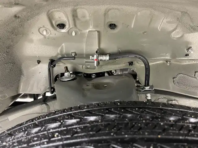 スズキ ジムニー XC 岡山県 2023(令5)年 0.9万km ジャングルグリーン ８インチナビ　/（CD/DVD/BT/USB)/型番:CN-FZ886/衝突軽減ブレーキ　/ビルトインＥＴＣ2.0/前席シートヒーター　/ＬＥＤヘッドライト　/バックカメラ　/クルーズコントロール　/純正ドライブレコーダー（前後）　/フルセグＴＶ　/ダウンヒルアシスト/プッシュスタート/アイドリングストップ/純正フロアマット/純正16インチアルミホイール/オートライト/フォグランプ/スマートキー×1