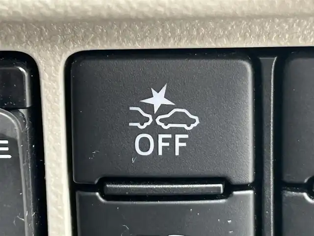 ダイハツ キャスト スタイル G VS SAⅢ 岡山県 2020(令2)年 3.5万km ブラックマイカメタリック 登録時走行距離34663km/ワンオーナー/社外ナビ/フルセグTV(AM/FM/CD/DVD/Bluetooth)/パノラマモニター/ドライブレコーダー/ETC/スマートアシスト/・衝突回避支援ブレーキ/アイドリングストップ/オートマチックハイビーム/横滑り防止装置/ヘッドライトレベライザー/D/N席シートヒーター/USB端子/プッシュスタート/スマートキー/純正フロアマット/15インチ純正AW