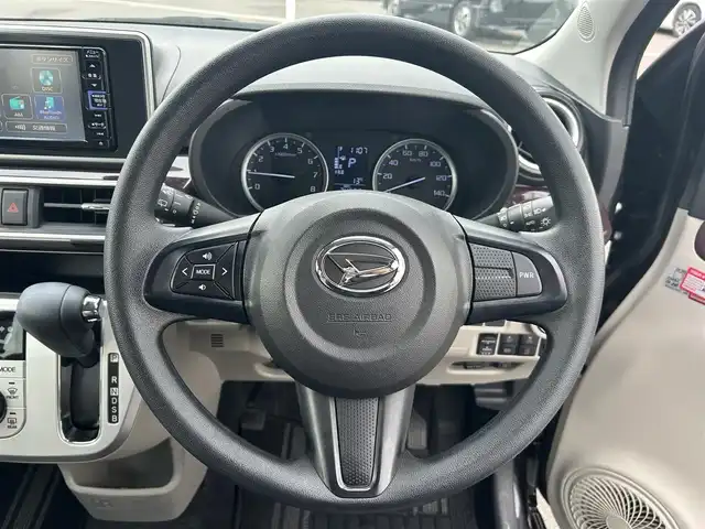 ダイハツ キャスト スタイル G VS SAⅢ 岡山県 2020(令2)年 3.5万km ブラックマイカメタリック 登録時走行距離34663km/ワンオーナー/社外ナビ/フルセグTV(AM/FM/CD/DVD/Bluetooth)/パノラマモニター/ドライブレコーダー/ETC/スマートアシスト/・衝突回避支援ブレーキ/アイドリングストップ/オートマチックハイビーム/横滑り防止装置/ヘッドライトレベライザー/D/N席シートヒーター/USB端子/プッシュスタート/スマートキー/純正フロアマット/15インチ純正AW