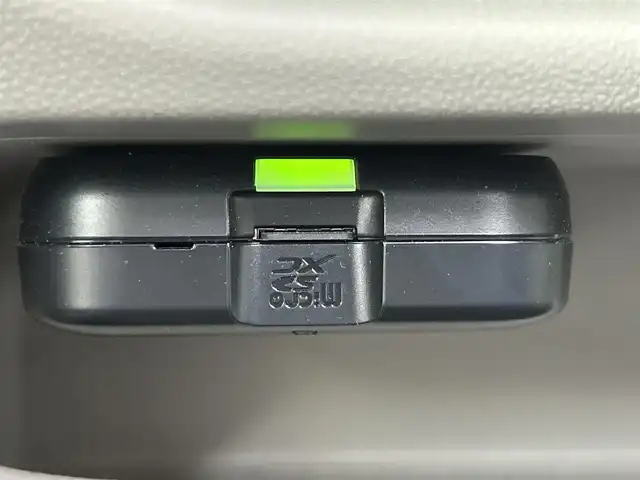 ダイハツ キャスト スタイル G VS SAⅢ 岡山県 2020(令2)年 3.5万km ブラックマイカメタリック 登録時走行距離34663km/ワンオーナー/社外ナビ/フルセグTV(AM/FM/CD/DVD/Bluetooth)/パノラマモニター/ドライブレコーダー/ETC/スマートアシスト/・衝突回避支援ブレーキ/アイドリングストップ/オートマチックハイビーム/横滑り防止装置/ヘッドライトレベライザー/D/N席シートヒーター/USB端子/プッシュスタート/スマートキー/純正フロアマット/15インチ純正AW