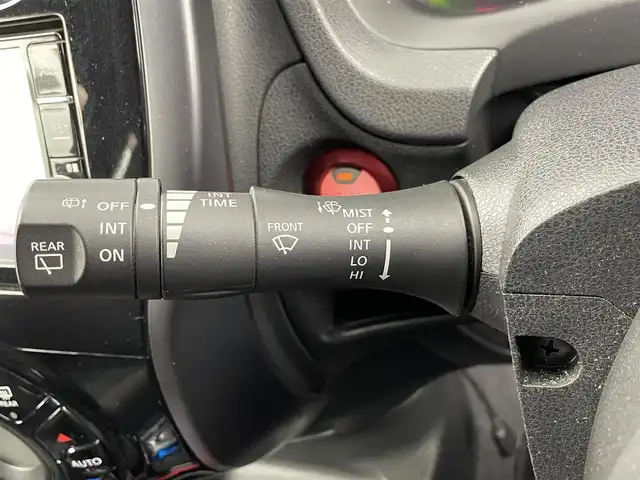 日産 ノート e－パワー ニスモ 埼玉県 2017(平29)年 10万km パール 純正ナビ/(フルセグ/CD/DVD/Bluetooth/AM/FM)/全方位カメラ/前方ドライブレコーダー/純正フロアマット/純正フルエアロ/１６インチ純正アルミホイール/ＬＥＤヘッドライト/スマートキー/プッシュスタート