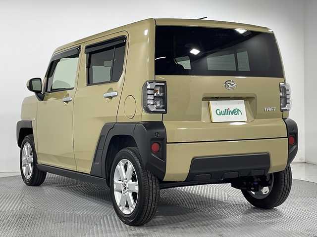 ダイハツ タフト X 広島県 2024(令6)年 0.1万km サンドベージュメタリック 純正9型ディスプレイオーディオ（AppleCarPlay/AndroidAuto/フルセグTV）/ガラスルーフ/バックカメラ/スマートアシスト/・衝突回避支援ブレーキ/・車線逸脱抑制機能/・オートハイビーム/・コーナーセンサー/・誤発進抑制機能/純正15インチAW/LEDヘッドランプ/USB/HDMI入力端子/ETC/前後ドライブレコーダー