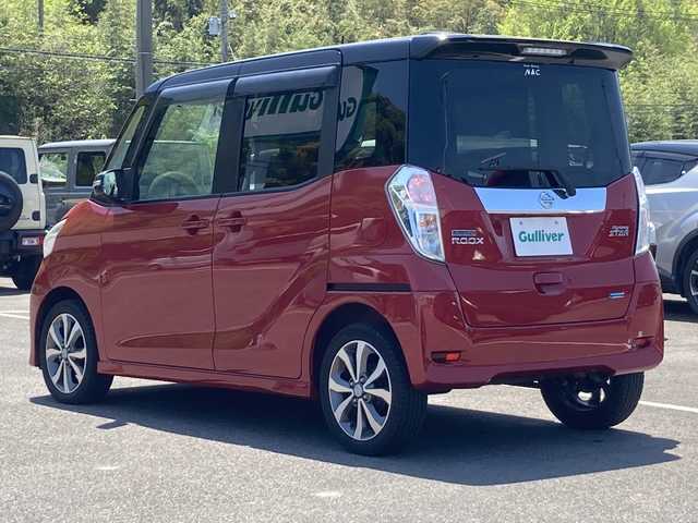 日産 デイズ ルークス ハイウェイスターX Gパッケージ 佐賀県 2016(平28)年 7.6万km スパークリングレッド/ブラック 純正ナビ/アラウンドビューモニター/エマージェンシーブレーキ/両側パワースライドドア/ETC/アイドリングストップ/プッシュスタート/スマートキー/HIDヘッドライト/フォグライト/純正アルミホイール